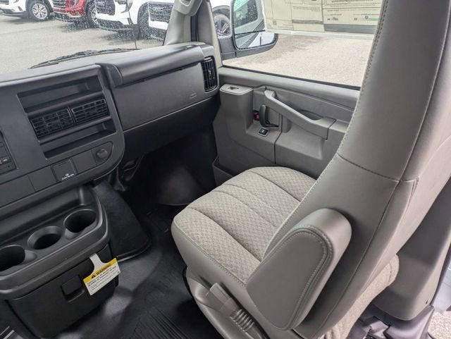 2026 Chevrolet Express Cargo Work Van - Photo 18