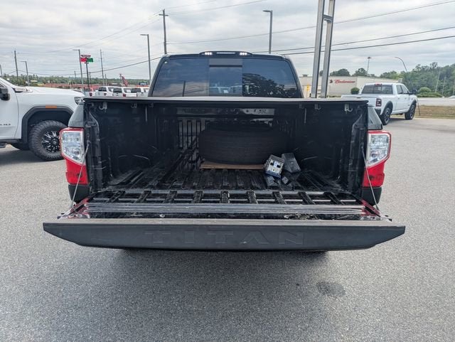 2020 Nissan Titan SV