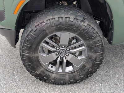 2025 Nissan Frontier SV