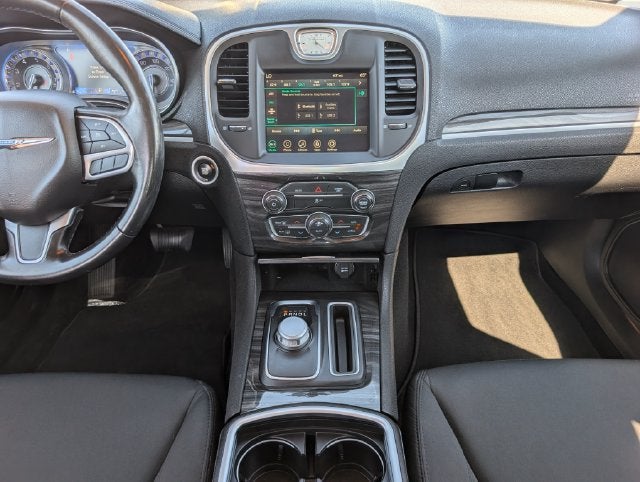 2021 Chrysler 300 Touring