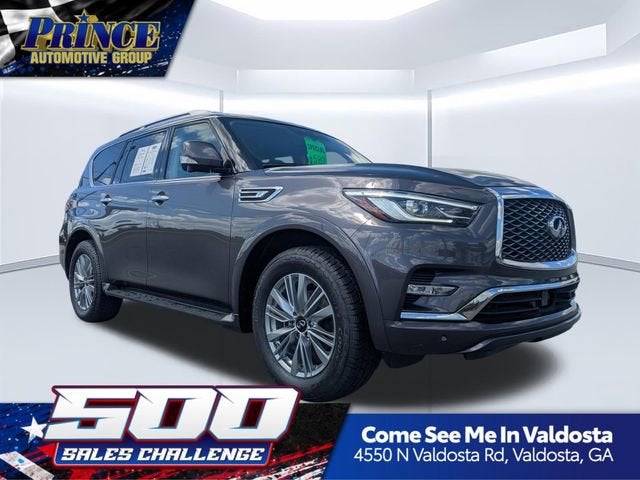 2024 INFINITI QX80 LUXE