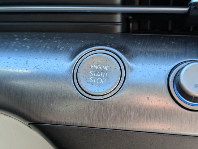 2024 Hyundai Kona SE