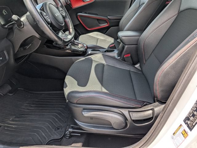 2023 Kia Soul GT-Line